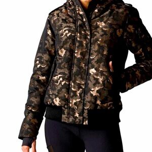 NWT Women's Camouflage winter Jacket